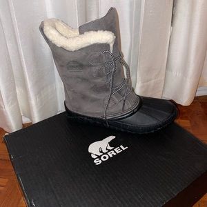 Sorel Women's Out N About Plus Tall Boot- Rain and Snow Waterproof. size 6